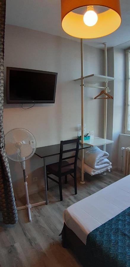 Hotel Saint Francois Precigne Soiree Etape Sur Demande Proche Sable-Sur-Sarthe Exterior photo