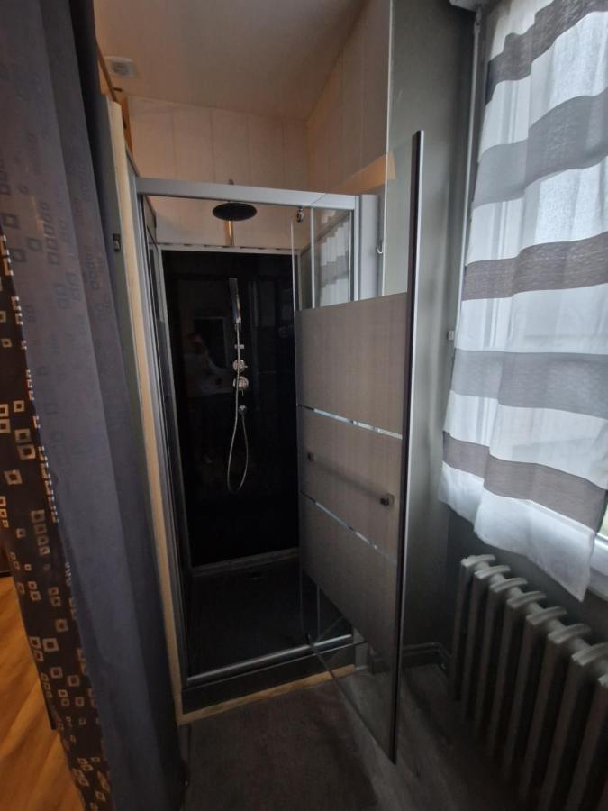 Hotel Saint Francois Precigne Soiree Etape Sur Demande Proche Sable-Sur-Sarthe Exterior photo