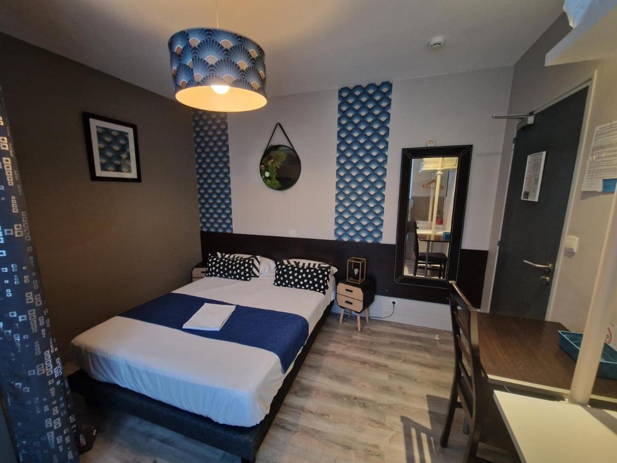 Hotel Saint Francois Precigne Soiree Etape Sur Demande Proche Sable-Sur-Sarthe Exterior photo